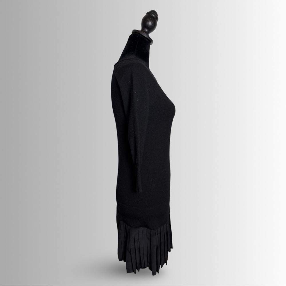 Shoshanna Black 3/4 Sleeve Sweater Dress, 100% Wool, Pleated Skirt, Size Small - Picture 5 of 9